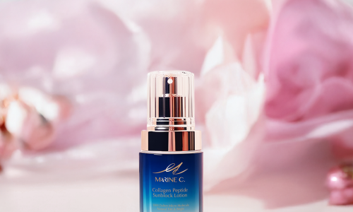 肌膚聽不懂複雜的化學語言。我們用肌膚的「母語」的理念與實作，成功獲得極少數膠原蛋白胜肽INCI的認可